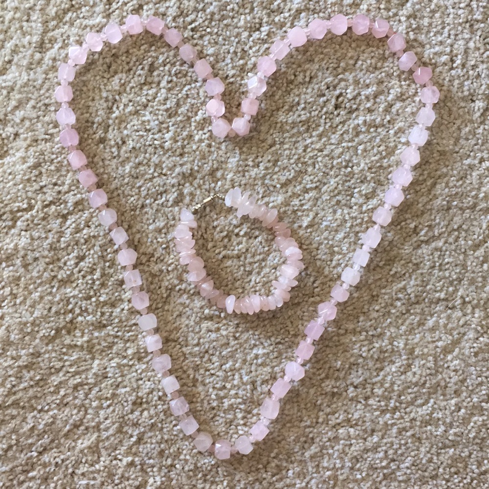 Matching necklace & bracelet in pink quartz beads.